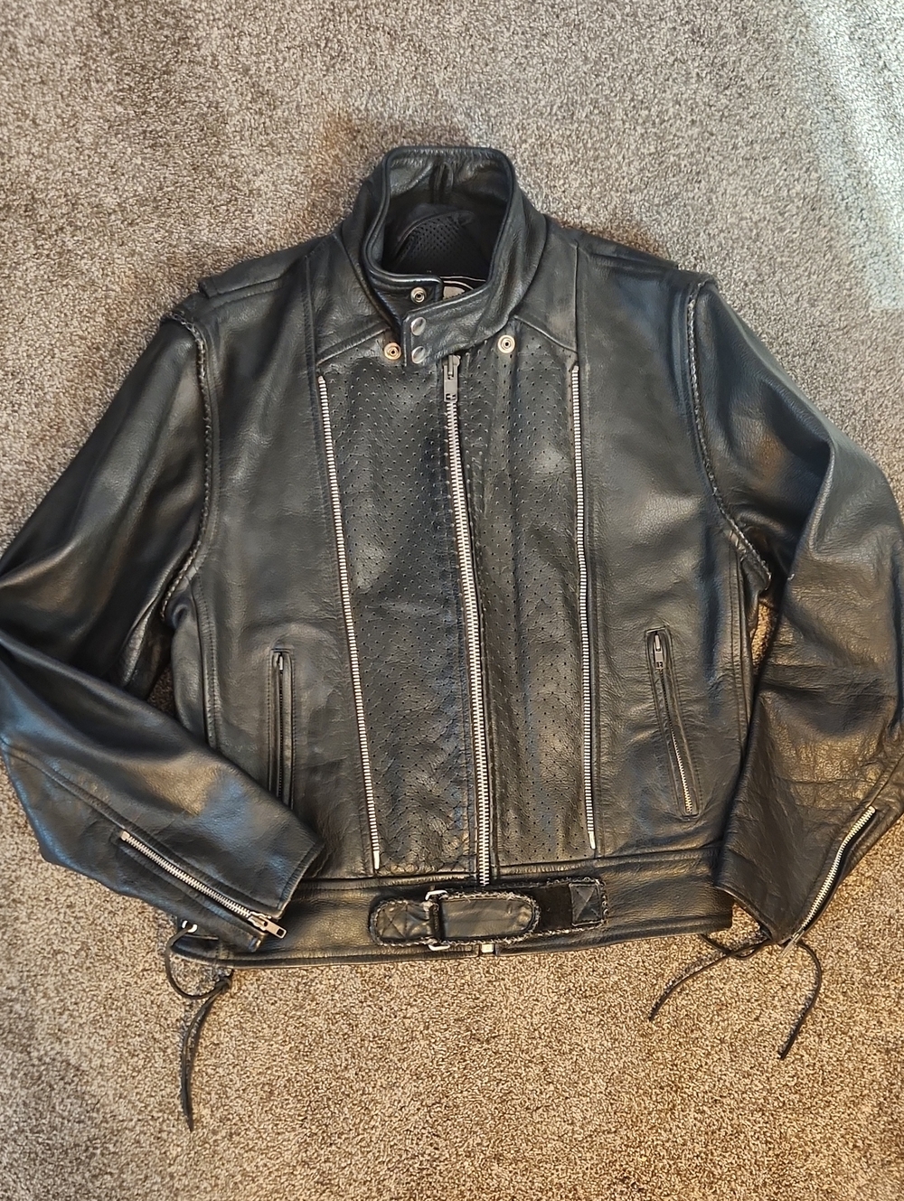 River Road Roadster Leather Jacket - Size Medium